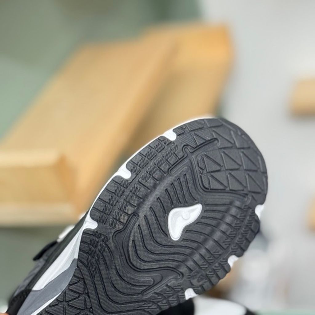 خرید اینترنتی قیمت کتونی بچگونه طرح H بند چسبی از Trip کد 4061304