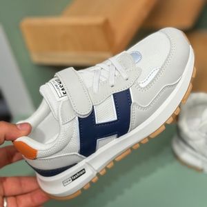 خرید اینترنتی قیمت کتونی بچگونه طرح H از Trip کد 4061207