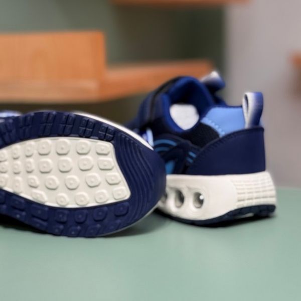 کتونی بچگونه طرح m از Trip کد 4061205