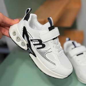 خرید اینترنتی قیمت کتونی بچگونه طرح m از Trip کد 4061205