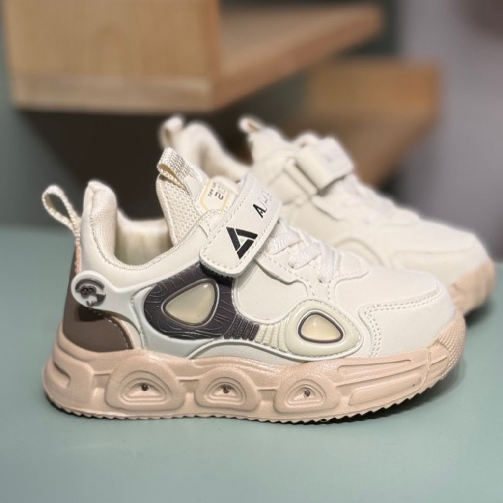 خرید اینترنتی قیمت کتونی بچگانه طرح B از آشوز کد 4060301