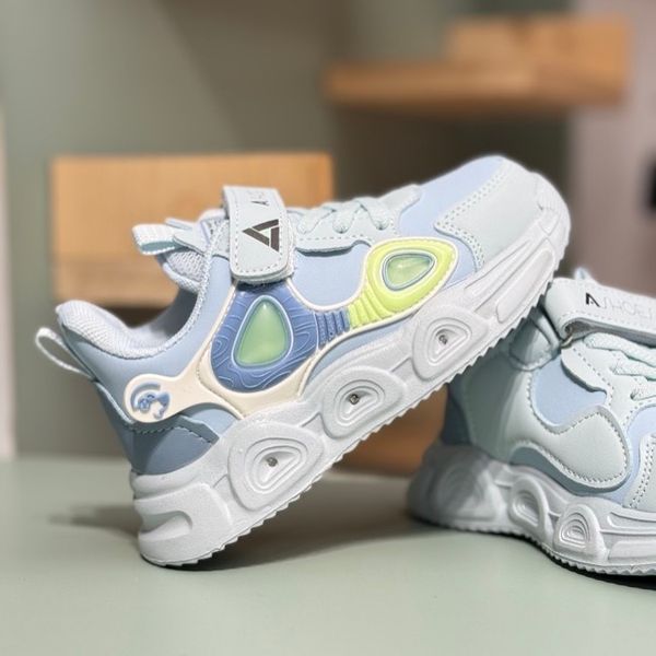 کتونی بچگانه طرح B از آشوز کد 4060301