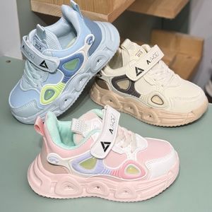 کتونی بچگانه طرح B از آشوز کد 4060301