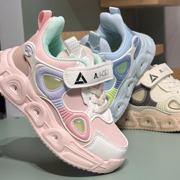 کتونی بچگانه طرح B از آشوز کد 4060301