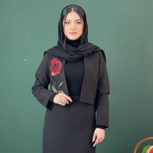 کت مجلسی زنانه طرح رز جواهردوزی و‌نقاشی