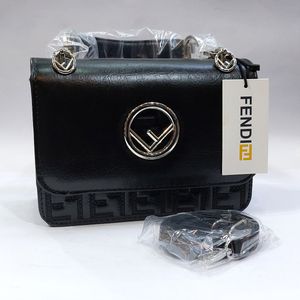 خرید انلاین کیف زنانه رودوشی طرح فندی با کیفیت بالا Fendi