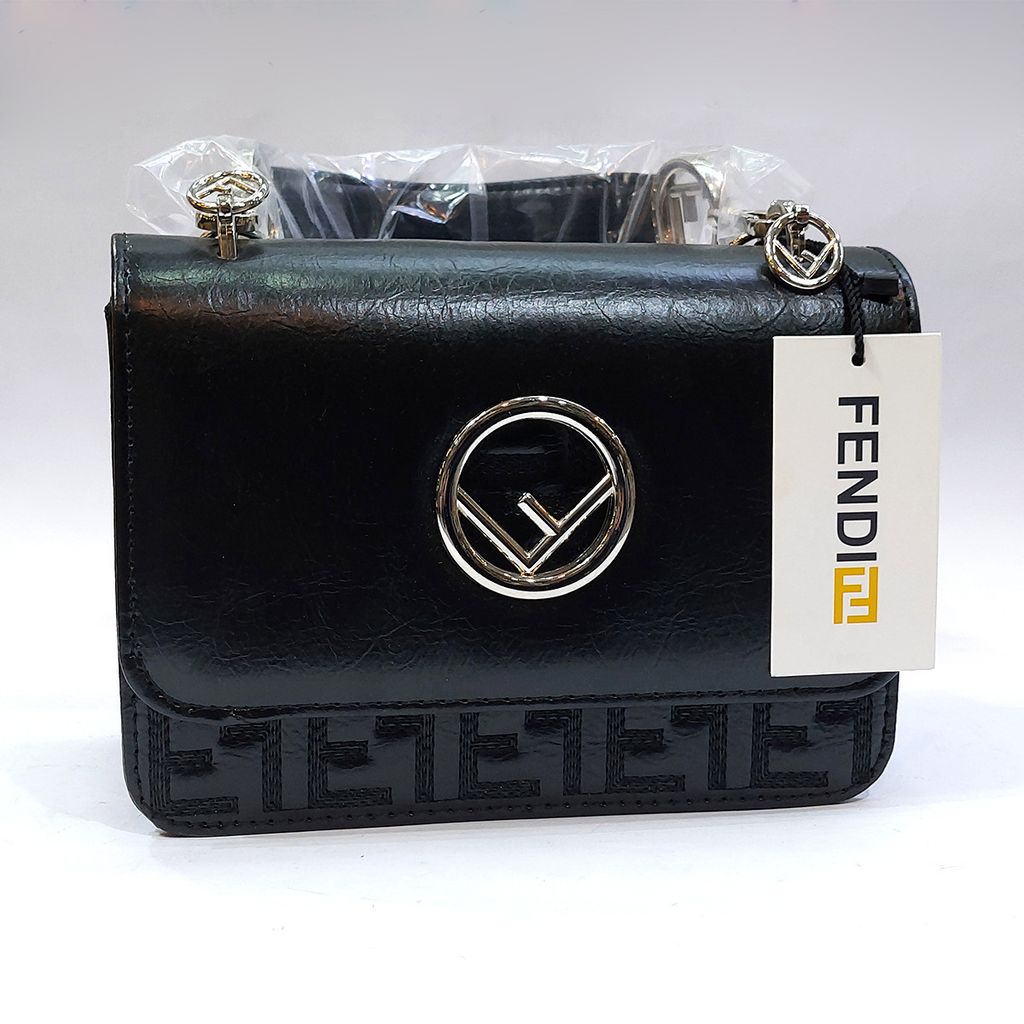 فروش اینترنتی کیف زنانه رودوشی طرح فندی با کیفیت بالا Fendi