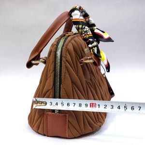 قیمت ارزان کیف زنانه رودوشی با کیفیت بالا