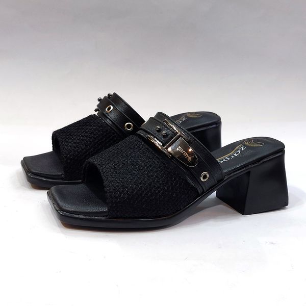 صندل زنانه شیک با کفی طبی