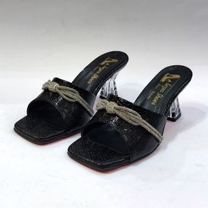 قیمت صندل پاشنه بلند نگین دار شیک و با کیفیت