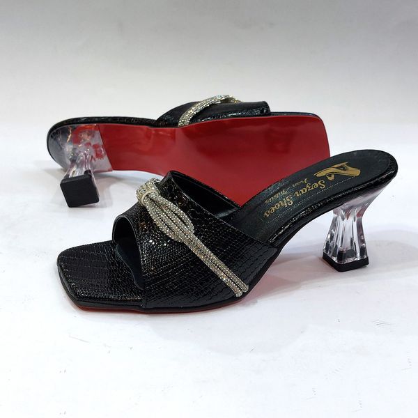 صندل پاشنه بلند نگین دار شیک و با کیفیت