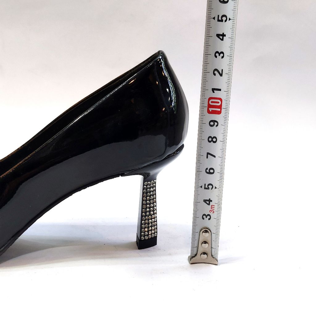 مشخصات کفش مجلسی زنانه پاشنه بلند نگین دار شیک و با کیفیت بالا