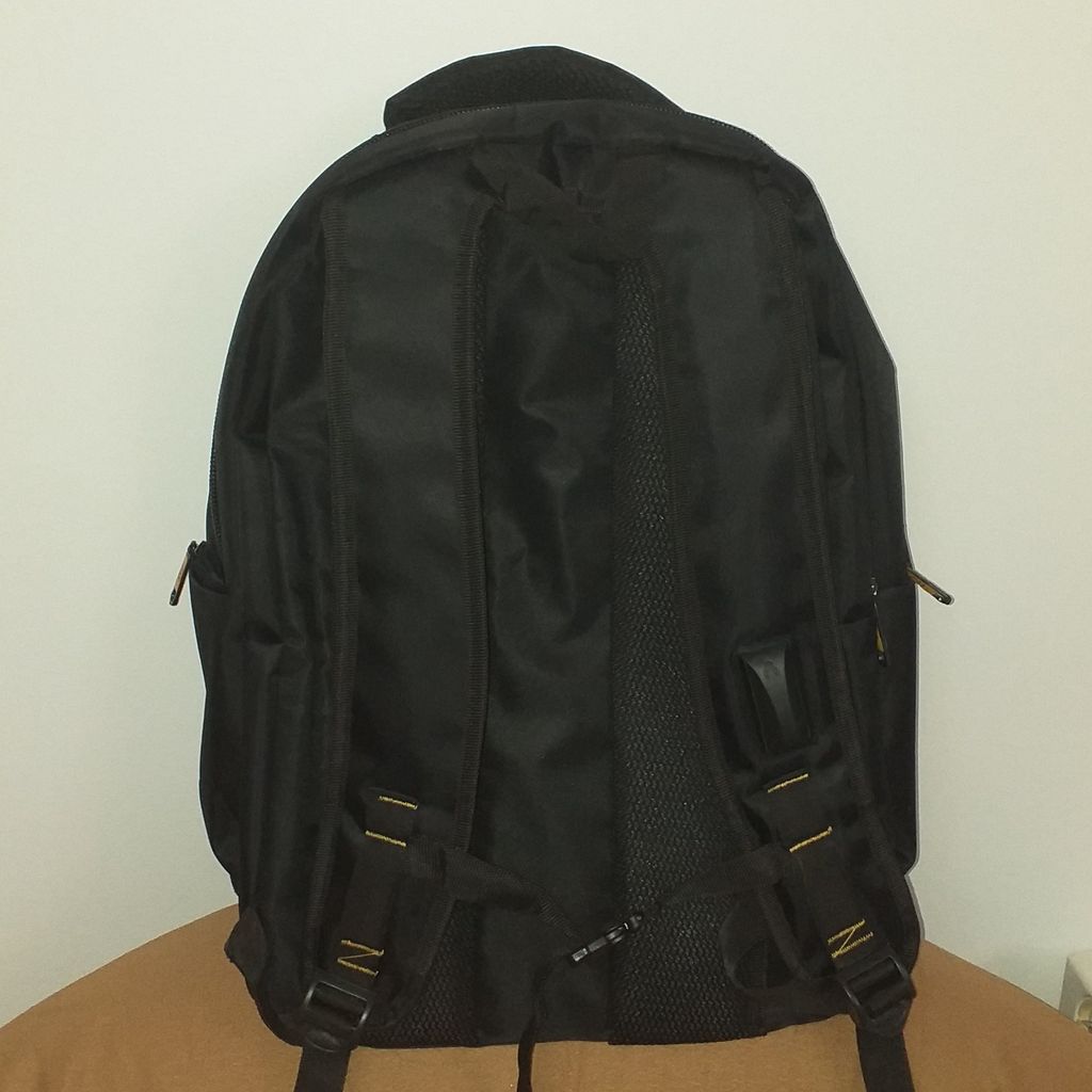 قیمت ارزان کوله پشتی سایز متوسط ایرانی رنگ مشکی بسیار محکم و با کیفیت