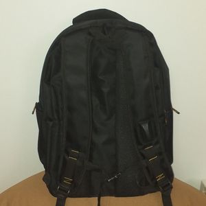 قیمت ارزان کوله پشتی سایز متوسط ایرانی رنگ مشکی بسیار محکم و با کیفیت