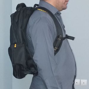 خرید اینترنتی کوله پشتی سایز متوسط ایرانی رنگ مشکی بسیار محکم و با کیفیت