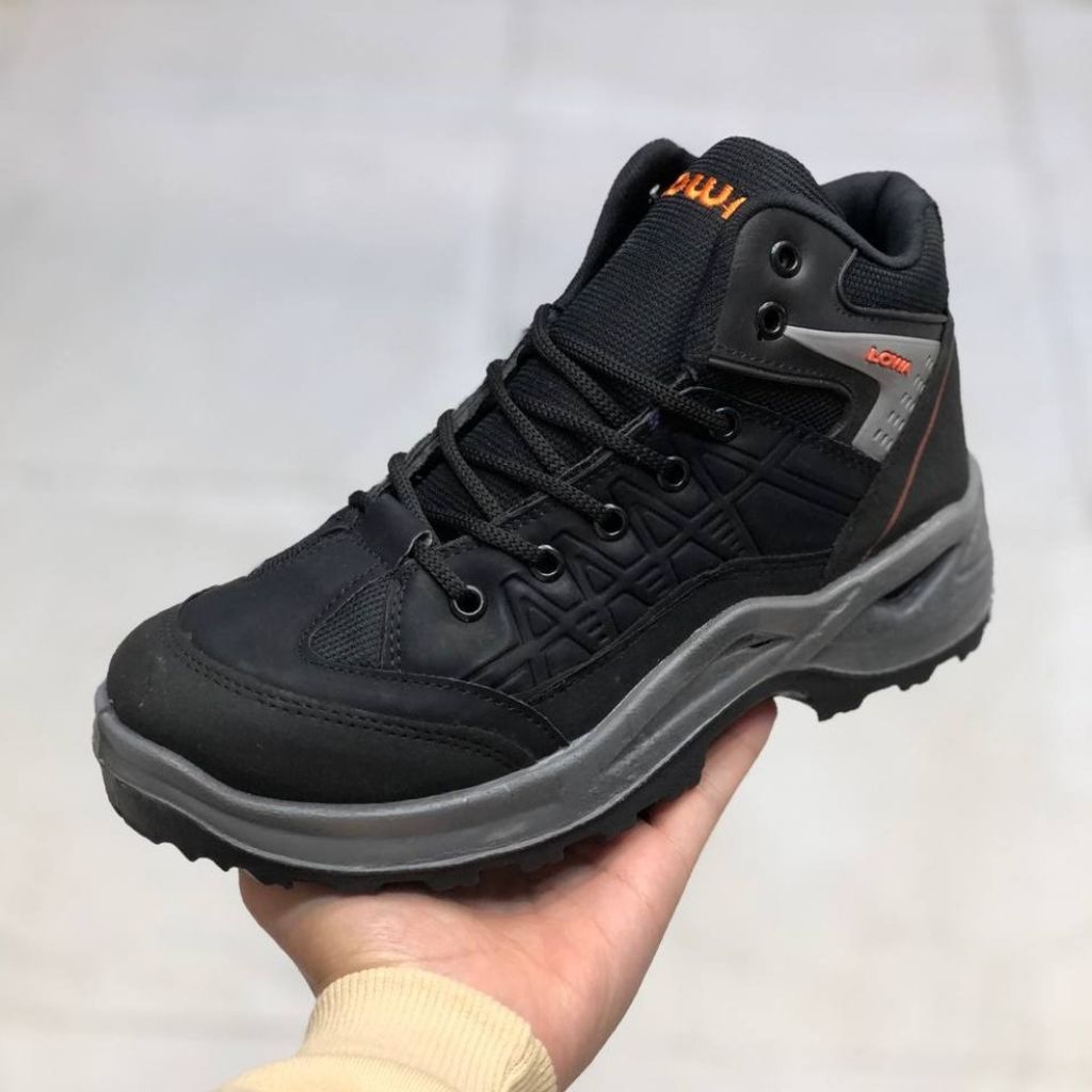 خرید آنلاین کفش کوهستان مردانه مدل جکس رنگ مشکی