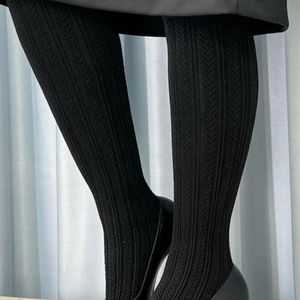 جوراب شلواری بافت برند penti