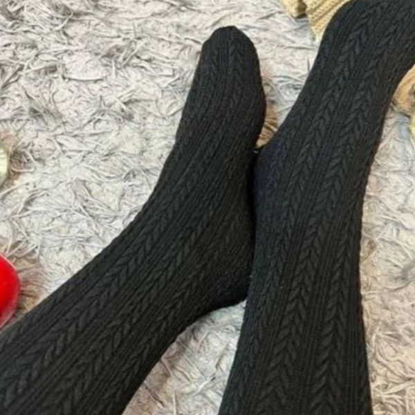 جوراب شلواری بافت برند penti