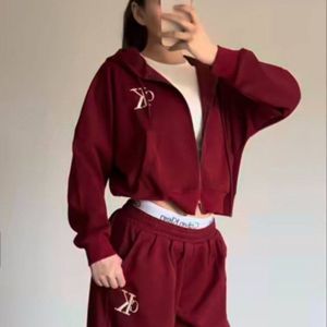 خرید اینترنتی ست سویشرت دخترانه و زنانه طرح کلوین