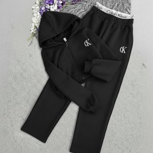 خرید اینترنتی ست سویشرت دخترانه و زنانه طرح کلوین