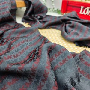 خرید آنلاین شال ژاکارد پاییزی در طرح های برندDr,Mk