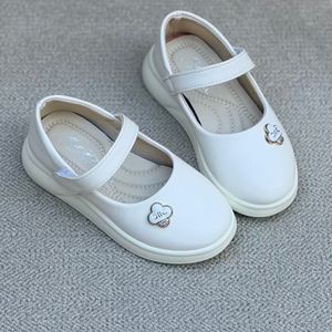 خرید اینترنتی قیمت کفش دخترانه عروسکی طرح بغل گل از هارتال کد 4092706