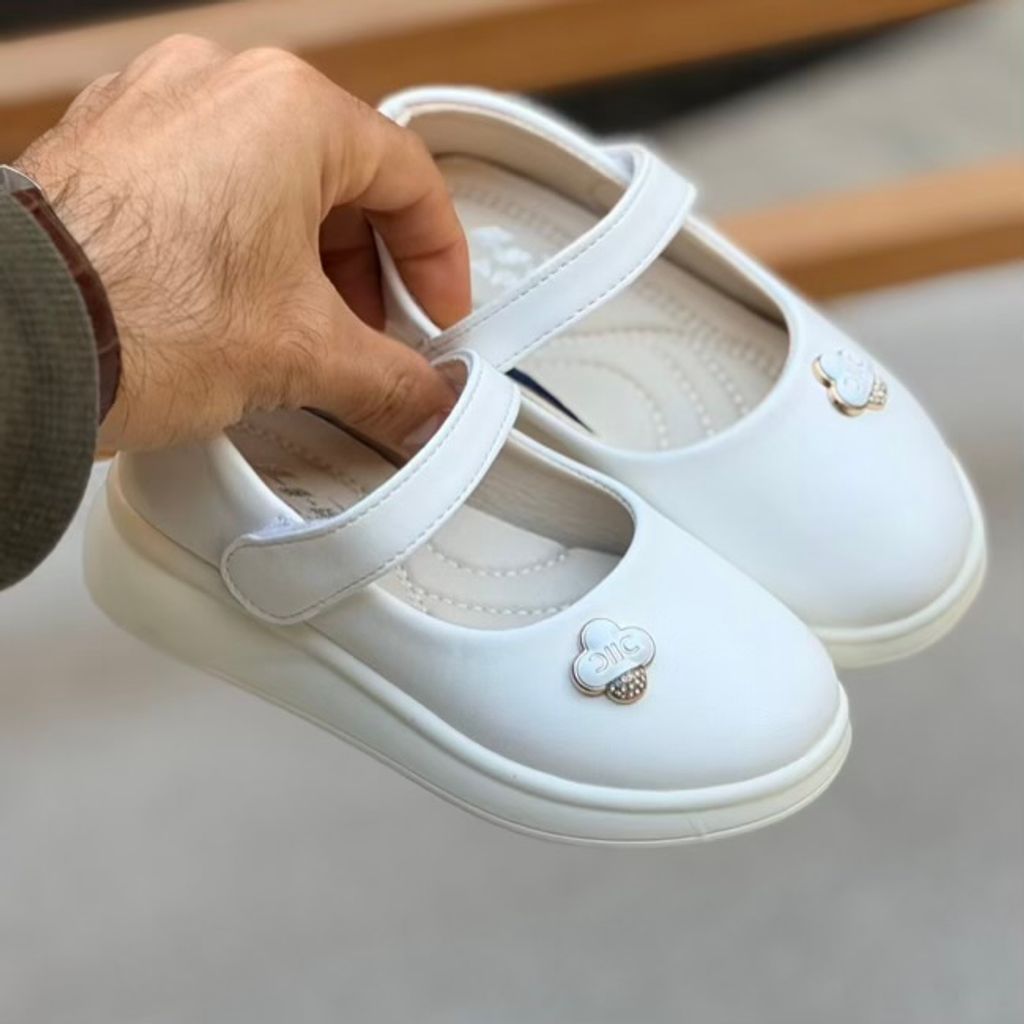 خرید اینترنتی قیمت کفش دخترانه عروسکی طرح بغل گل از هارتال کد 4092706