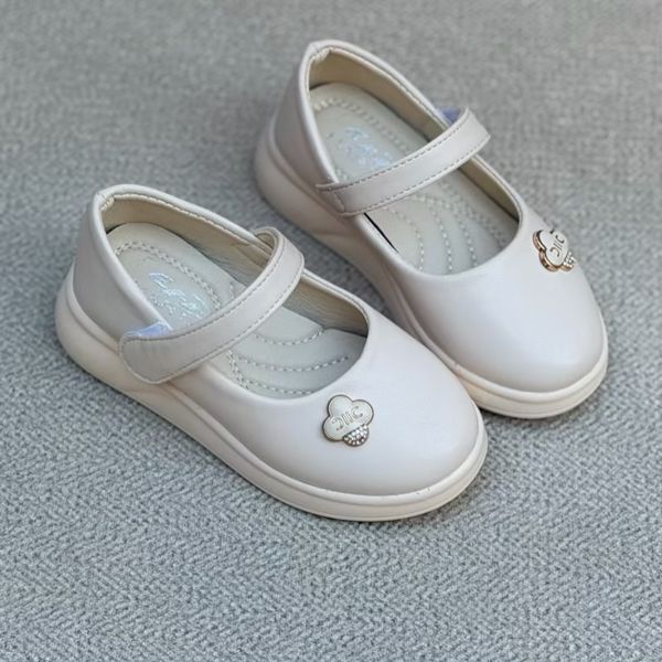 کفش دخترانه عروسکی طرح بغل گل از هارتال کد 4092706