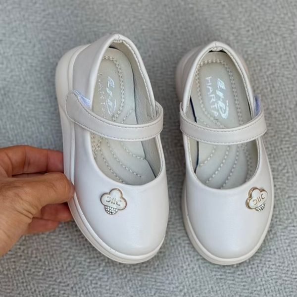 کفش دخترانه عروسکی طرح بغل گل از هارتال کد 4092706