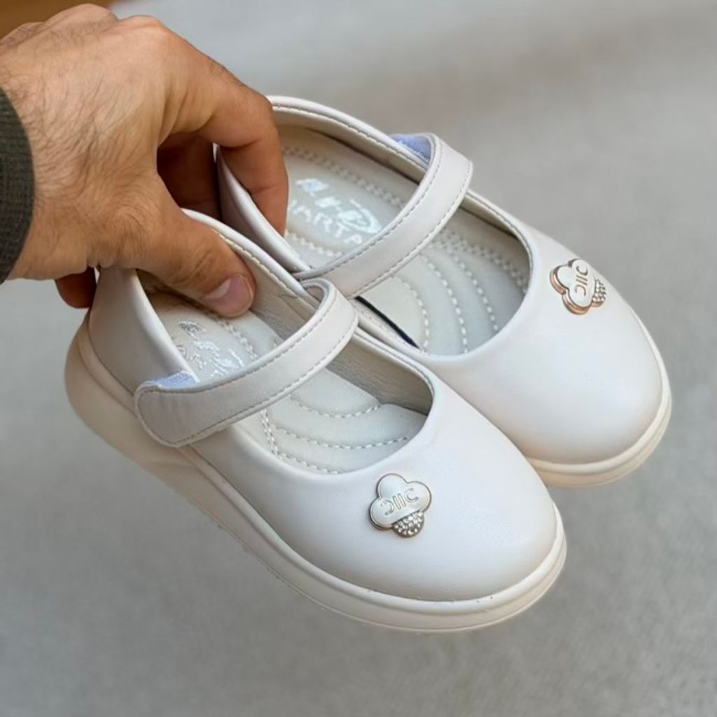 خرید اینترنتی قیمت کفش دخترانه عروسکی طرح بغل گل از هارتال کد 4092706