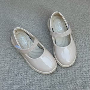 خرید اینترنتی قیمت کفش دخترانه عروسکی طرح ورنی ساده از هارتال کد 4092705