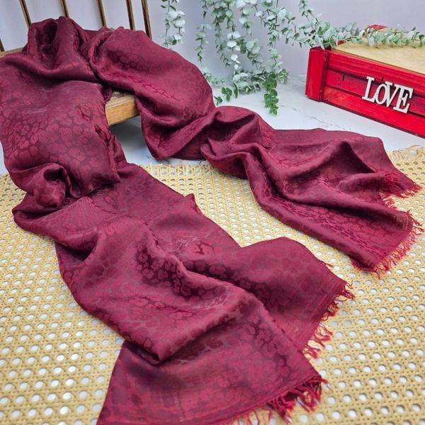 شال ژاکارد آلبالویی گرم بالا مجلسی در 12 طرح متنوع