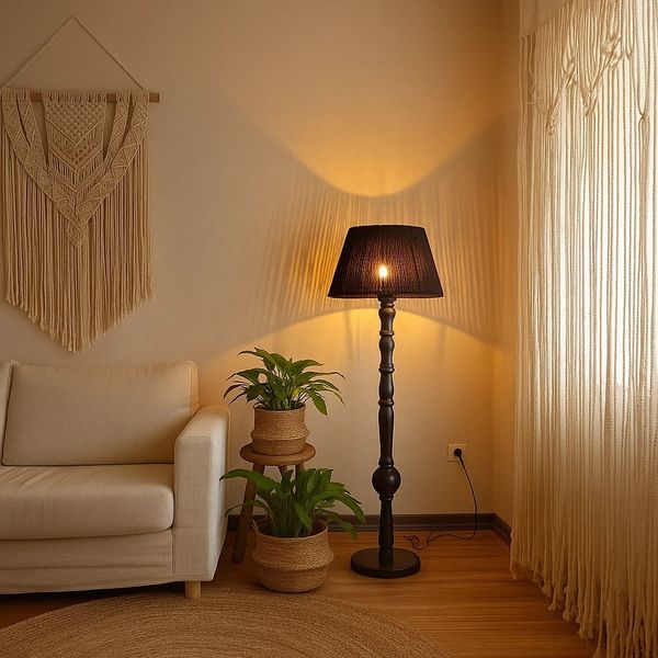 آباژور ایستاده چوبی طرح کلاسیک