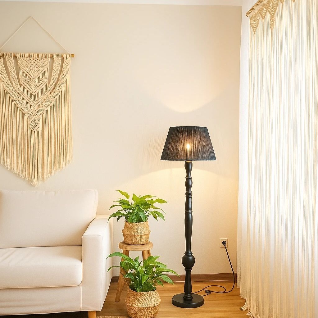 خرید آنلاین آباژور ایستاده چوبی طرح کلاسیک