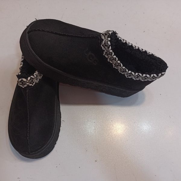 کفش اسلیپر UGG