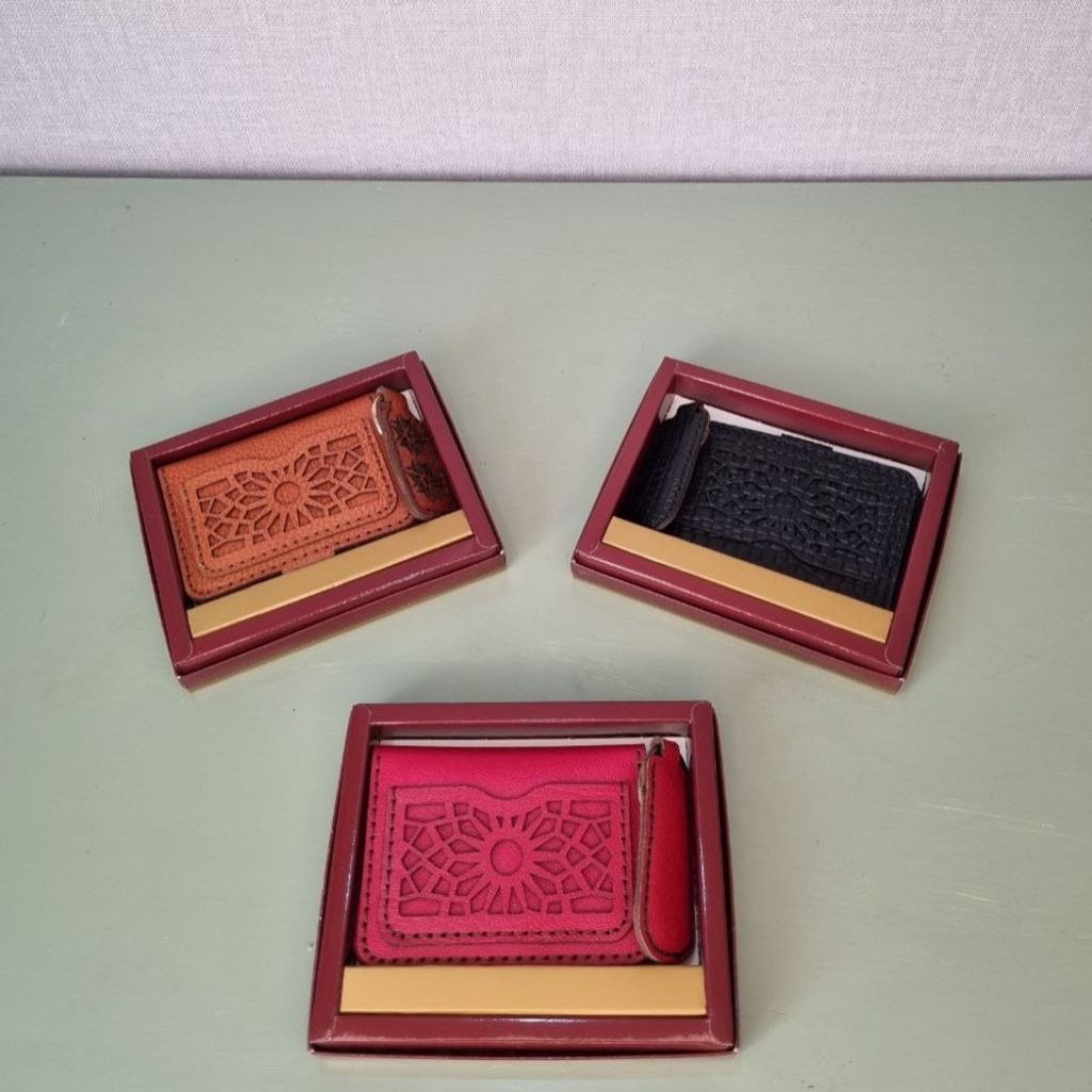 خرید آنلاین ست جاکارتی و جاکلیدی چرم طبیعی دست دوز زنانه و مردانه