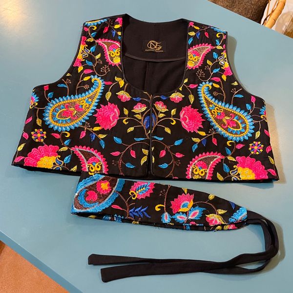 وست و کمربند سوزندوزی مهتاب(کالکشن فروزان نریمیسا)