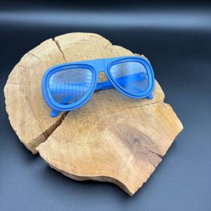 خرید اینترنتی عینک اسپرت مدل 055 پروانه