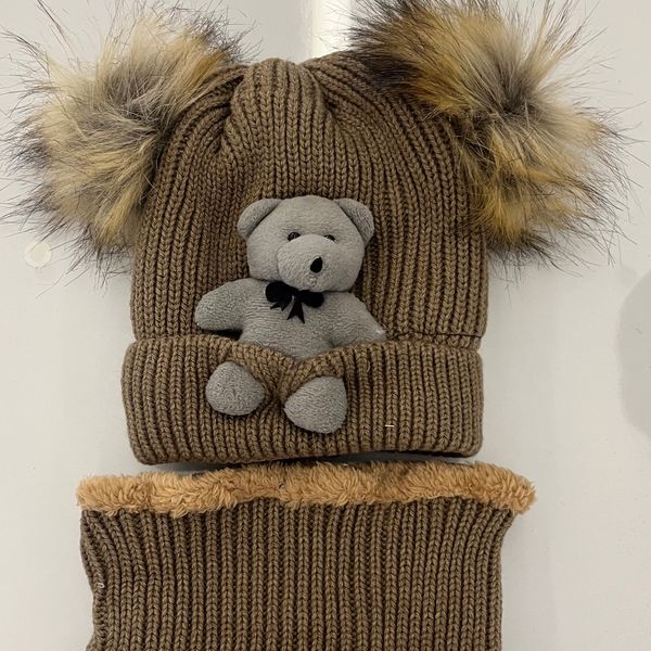 شال و کلاه بچگانه