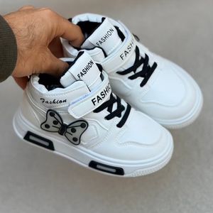 خرید اینترنتی قیمت کتونی بچگانه نیمساق طرح پروانه از توباکو کد 4092704