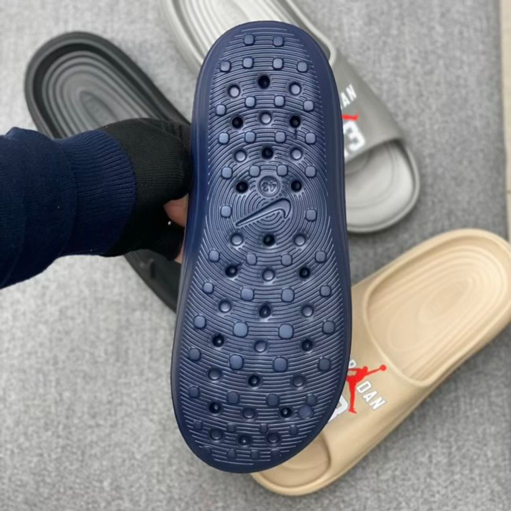 خرید اینترنتی قیمت دمپایی مردانه مدل جردن کد 4092901