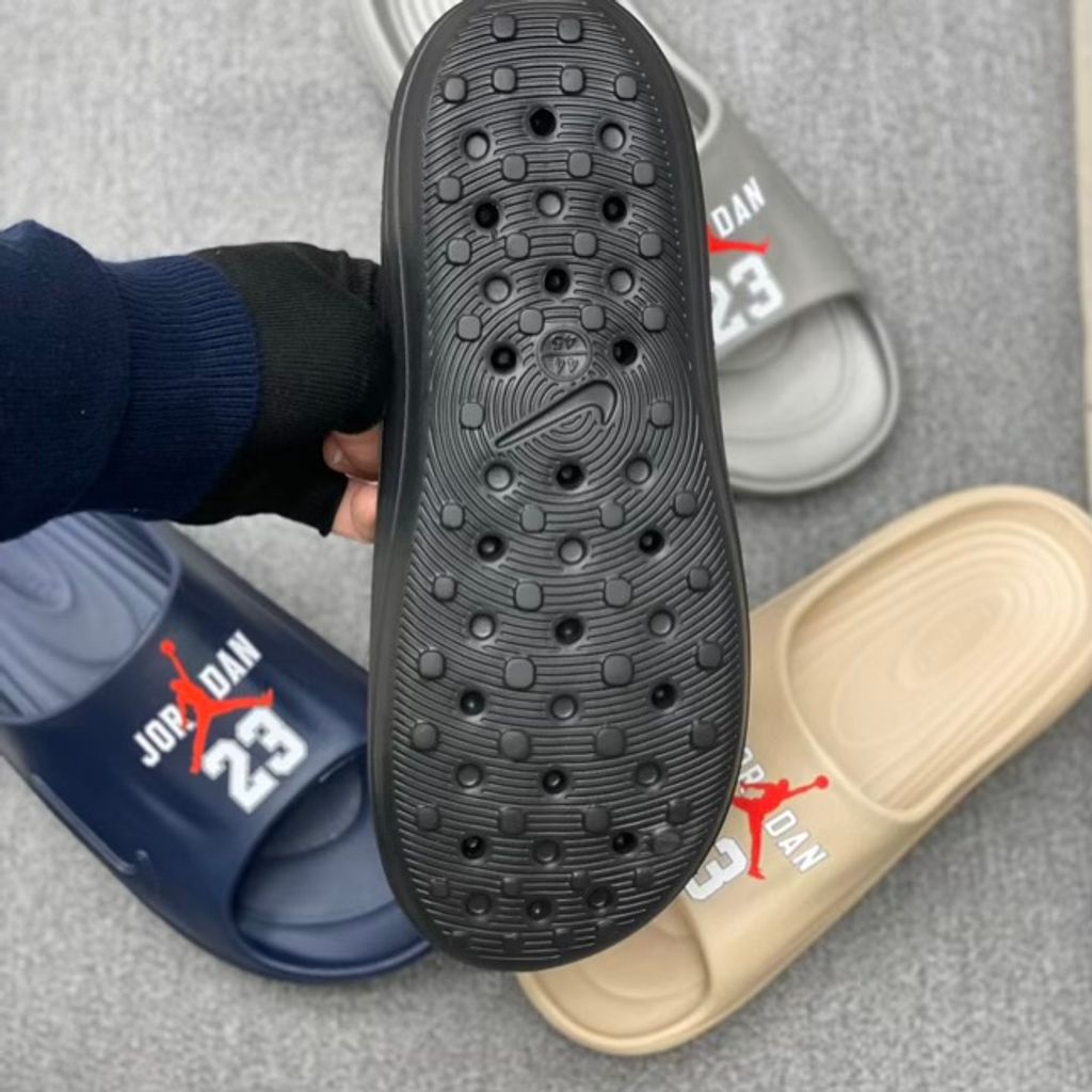 خرید اینترنتی قیمت دمپایی مردانه مدل جردن کد 4092901