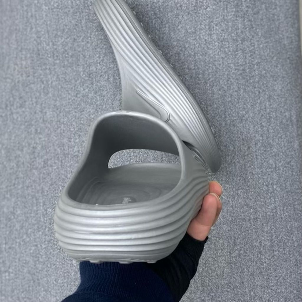 خرید اینترنتی قیمت دمپایی مردانه مدل جردن کد 4092901