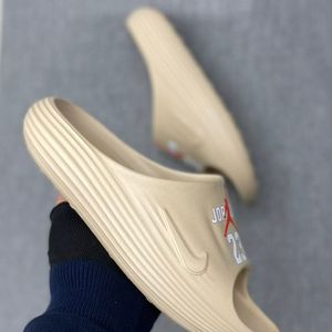 خرید اینترنتی قیمت دمپایی مردانه مدل جردن کد 4092901