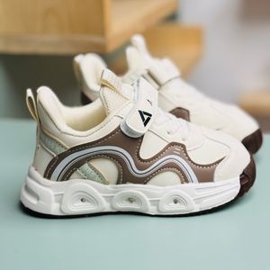 خرید اینترنتی قیمت کتونی بچگانه طرح 985 از آشوز کد 070703