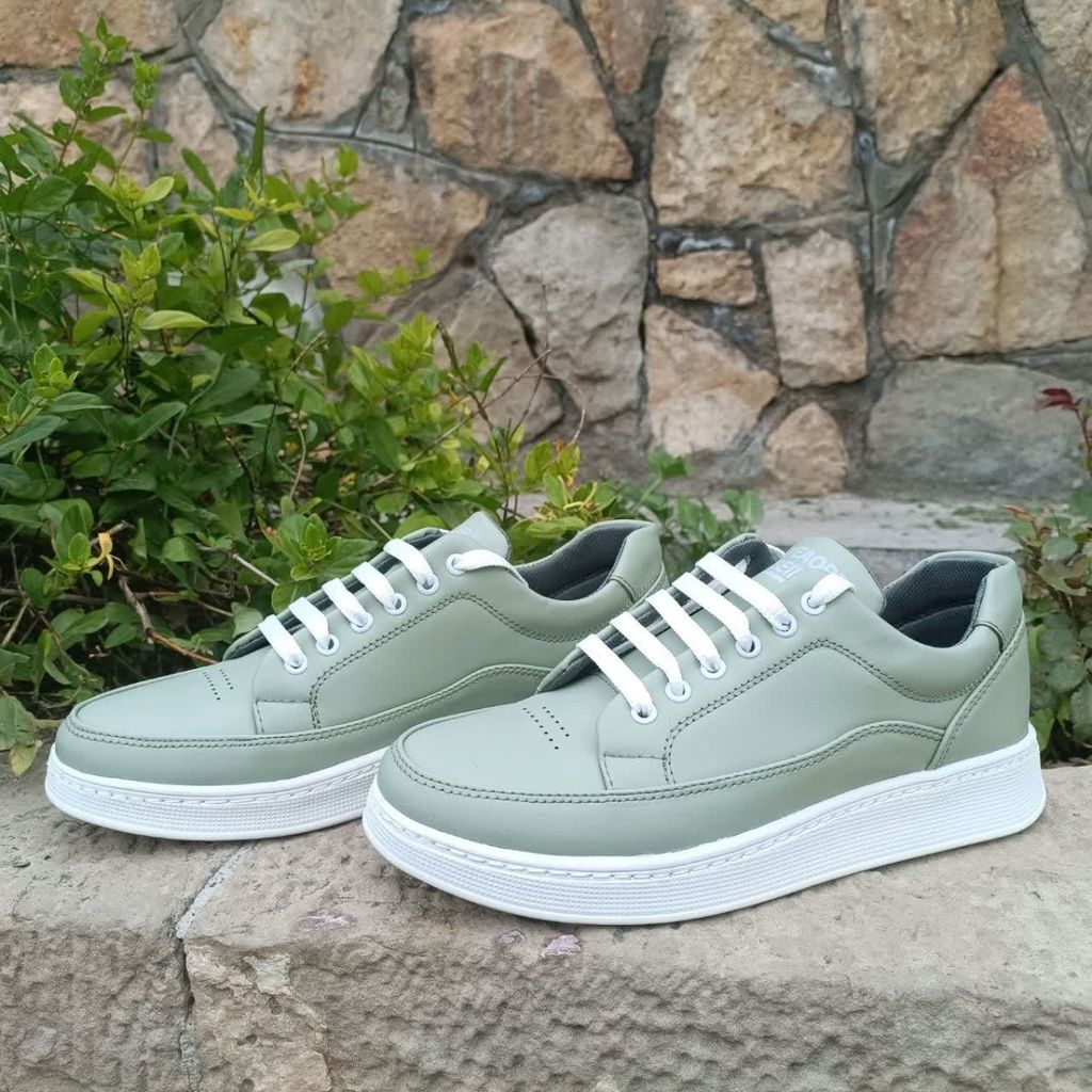 خرید آنلاین کفش اسپرت مردانه مناسب استفاده روزانه سایز 40 تا 44