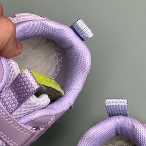 خرید اینترنتی قیمت کتونی بچگانه طرح کرومی ملودی از Kids کد 121701