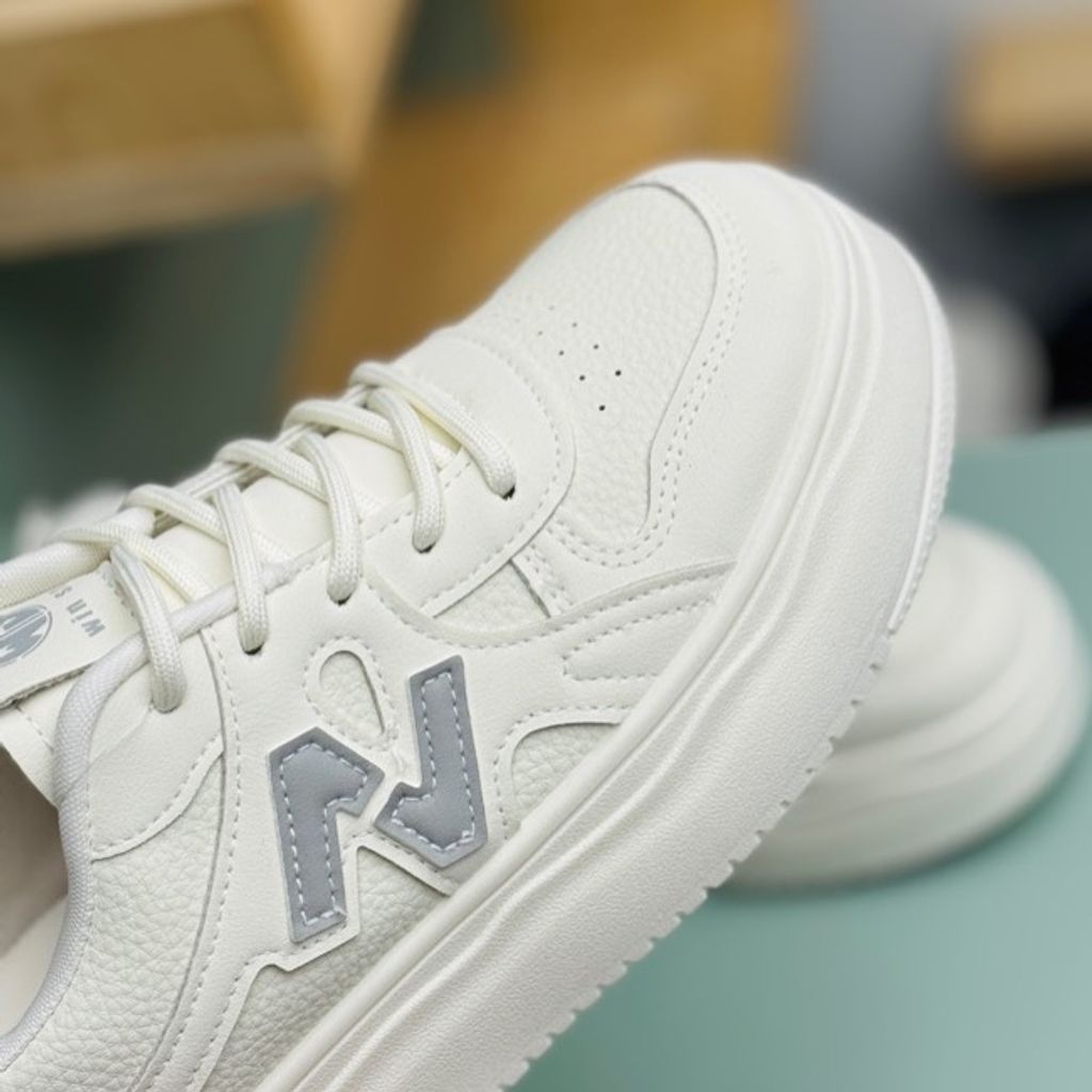 خرید اینترنتی قیمت کتونی بزرگسال طرح N از وین استار کد 4050701