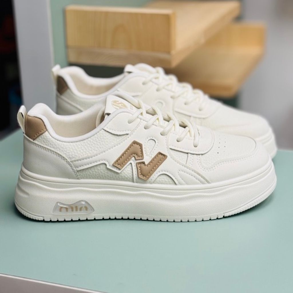 خرید اینترنتی قیمت کتونی بزرگسال طرح N از وین استار کد 4050701