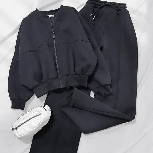 ست زنانه و دخترانه ورزشی طرح لاین